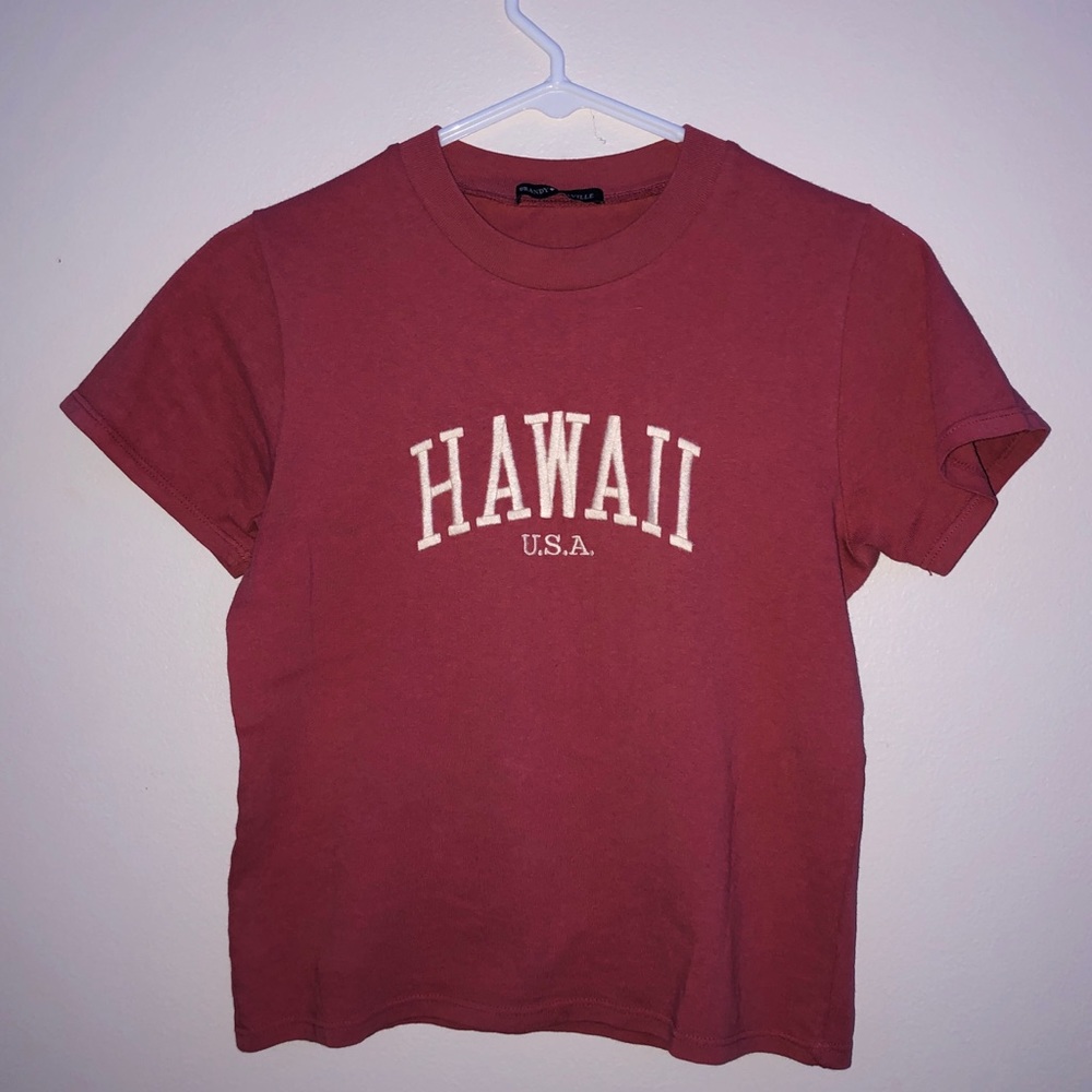 Brandy Melville Hawaii rare shirt.